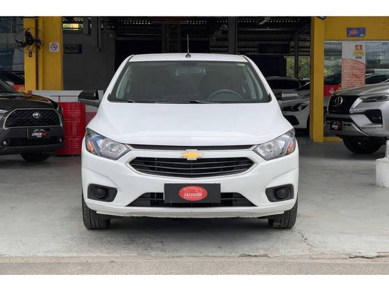 CHEVROLET ONIX 1.4 MPFI ADVANTAGE 8V FLEX 4P AUTOMÁTICO